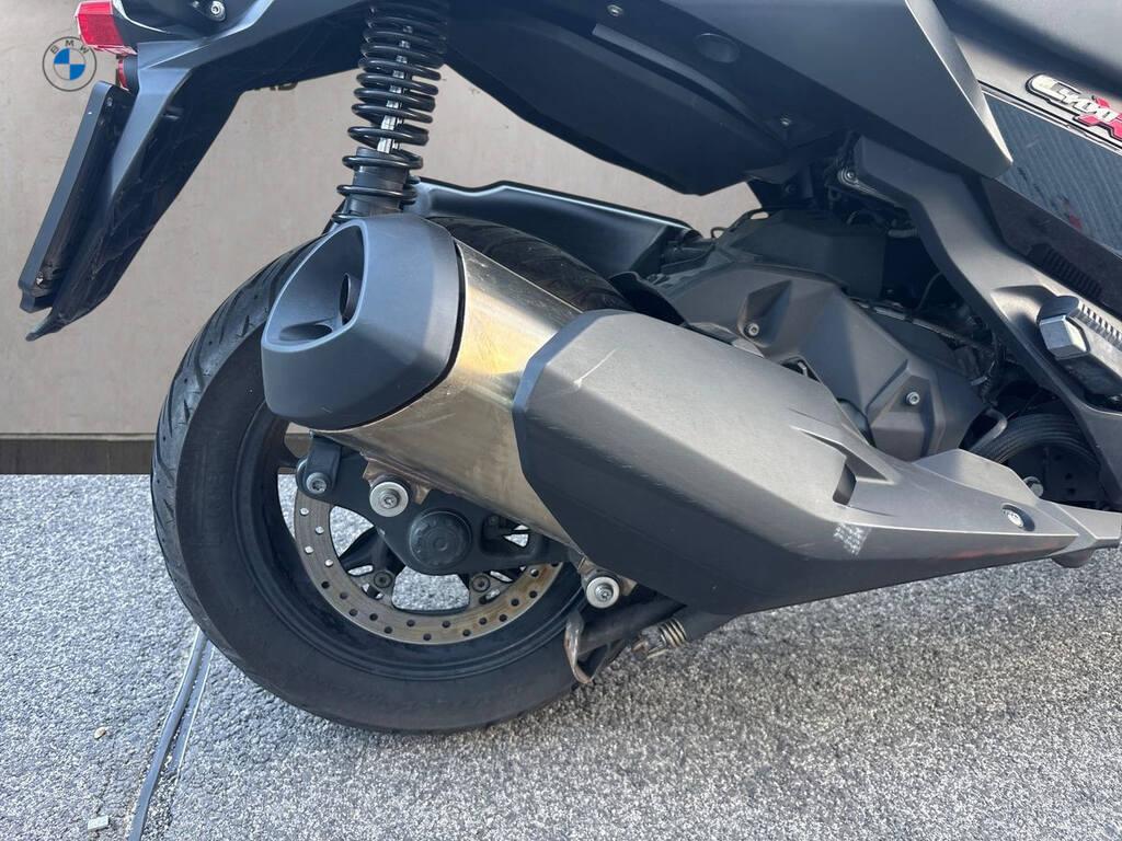 C 400 X