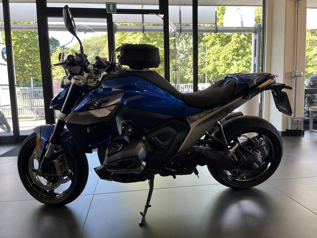 R 1300 R