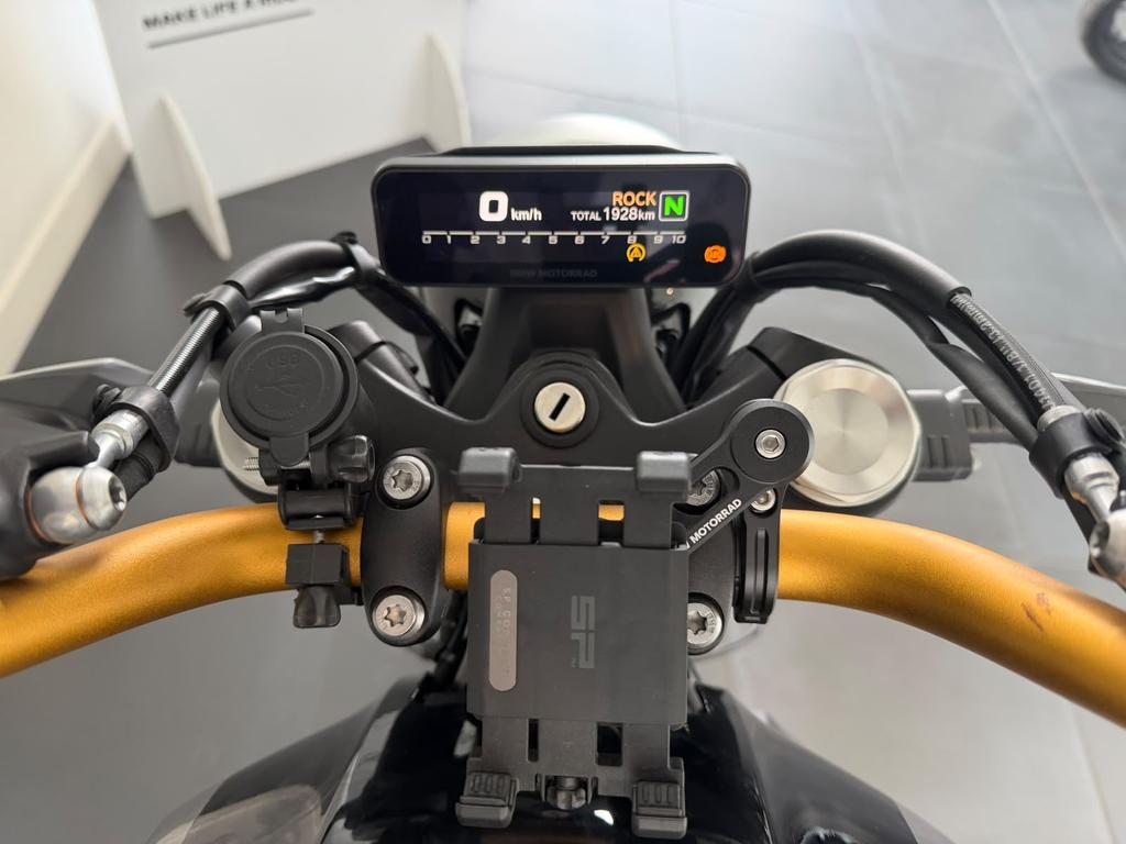 R 12