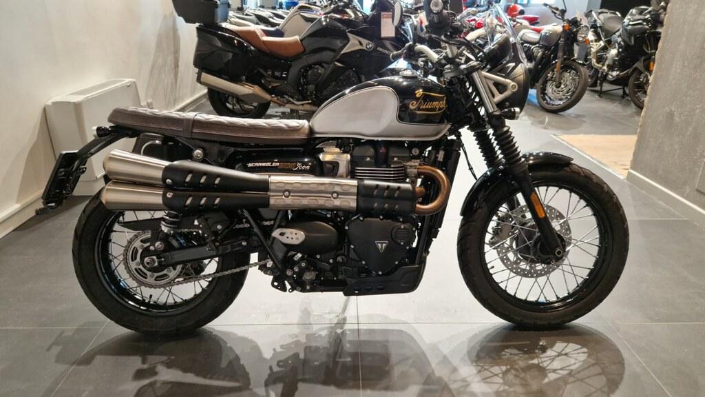 SCRAMBLER 900