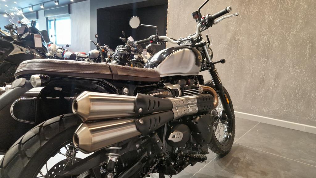 SCRAMBLER 900