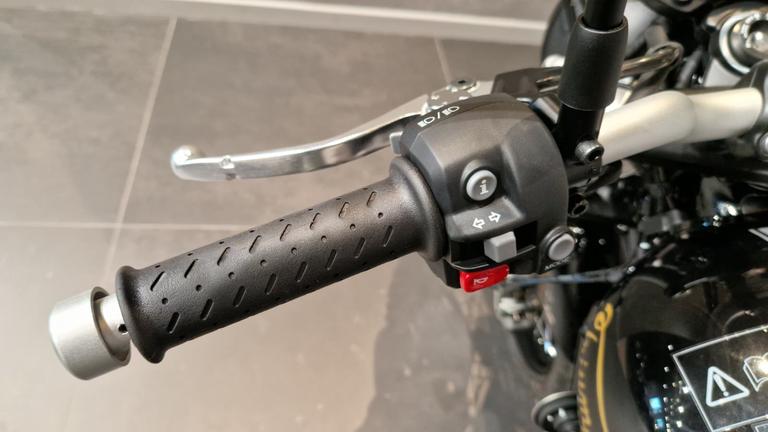 SCRAMBLER 900