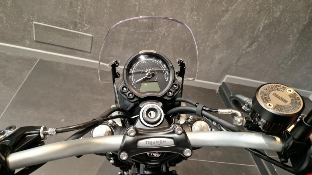 SCRAMBLER 900