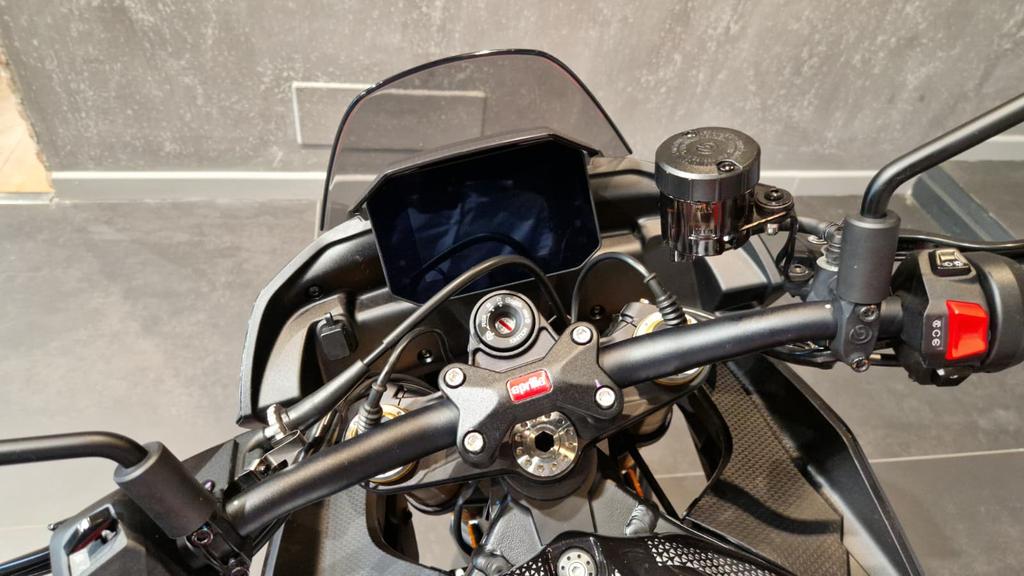 TUONO 1100 V4