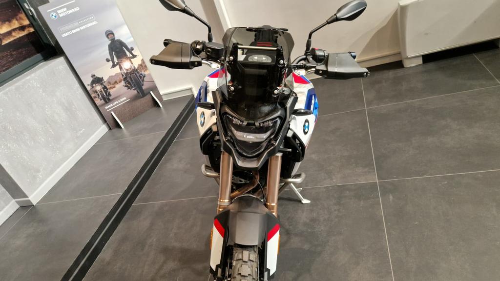 F 900 GS