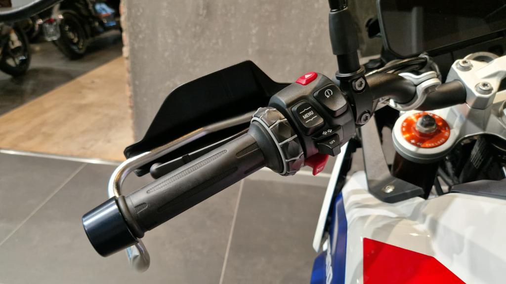F 900 GS