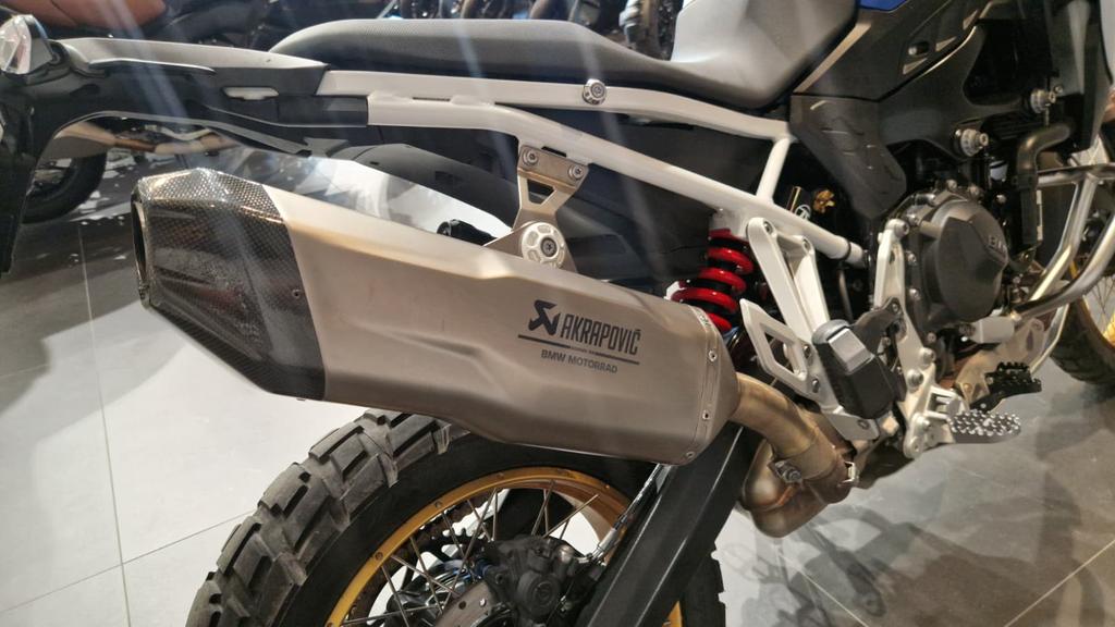 F 900 GS
