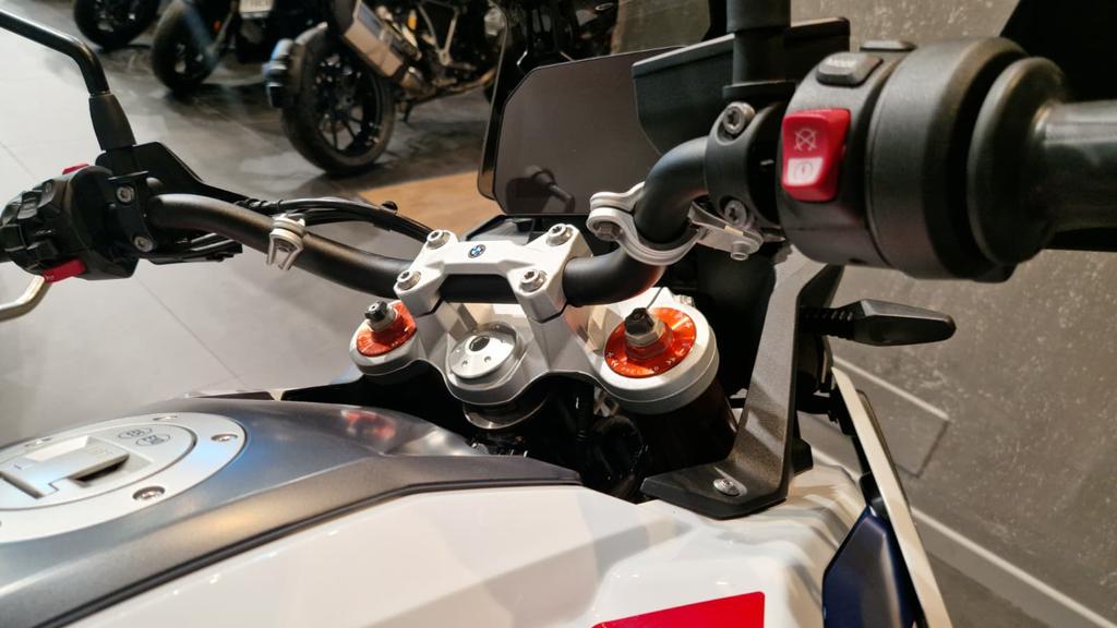 F 900 GS