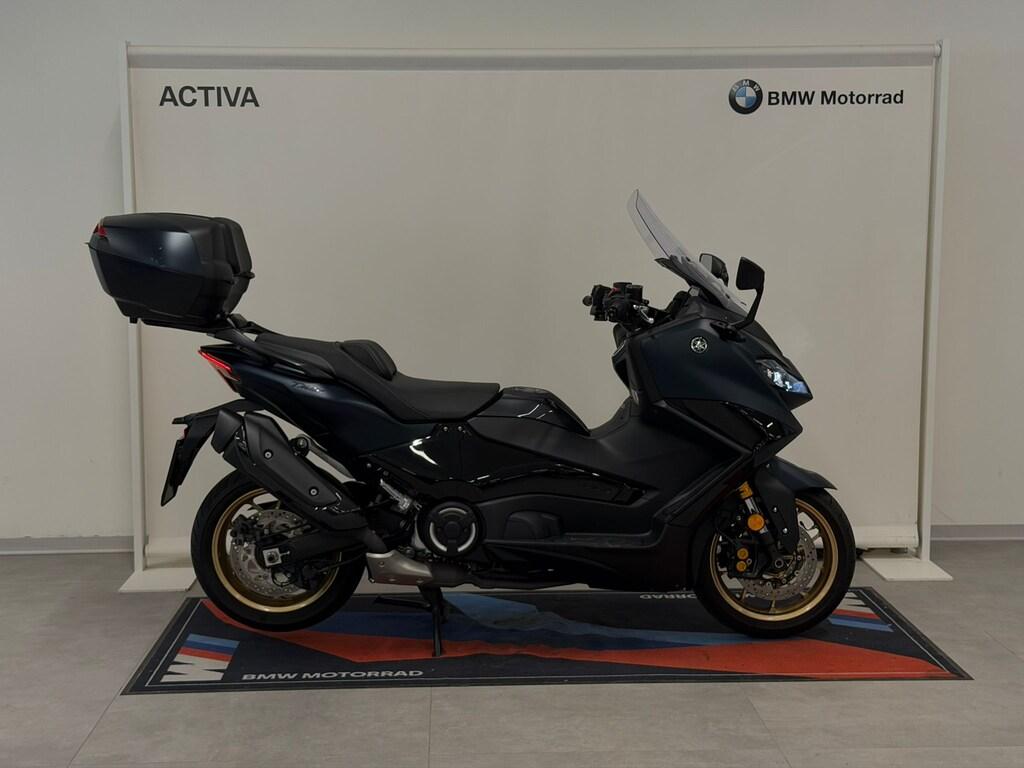 T-MAX 560