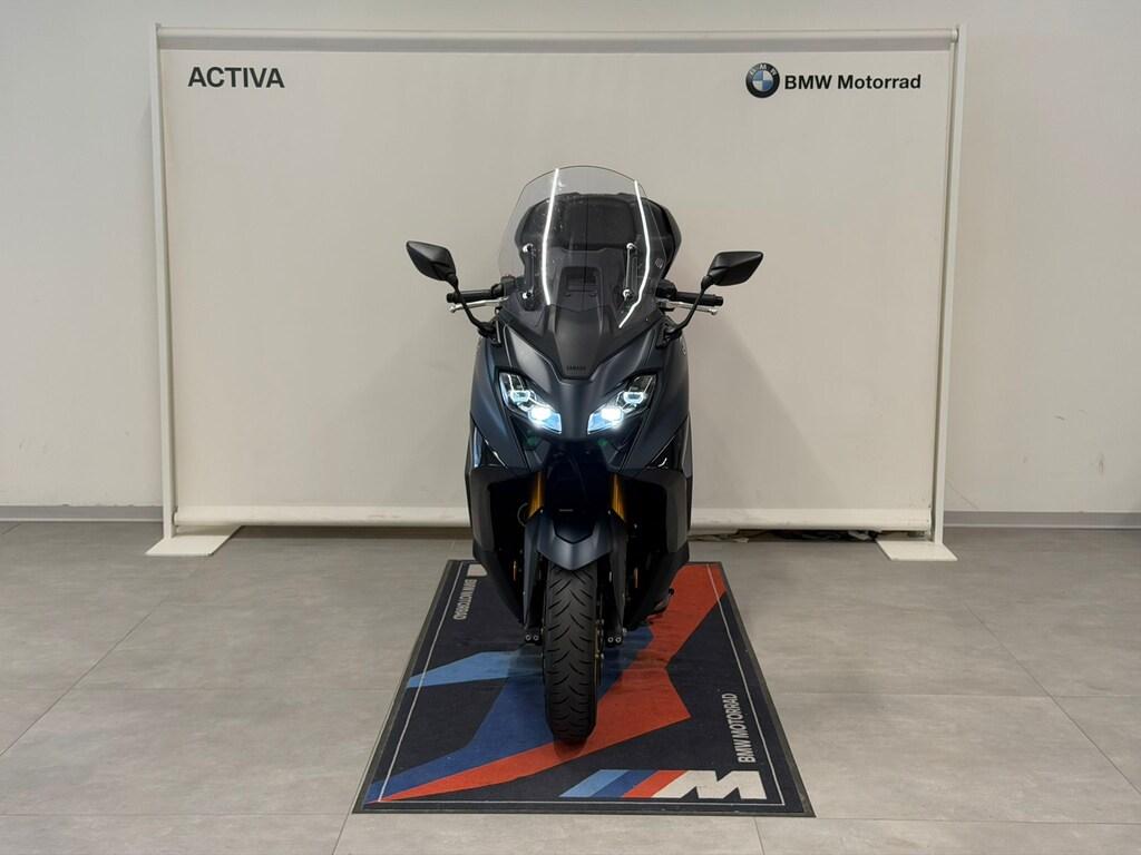 T-MAX 560