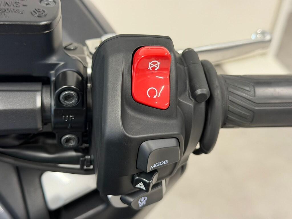 T-MAX 560