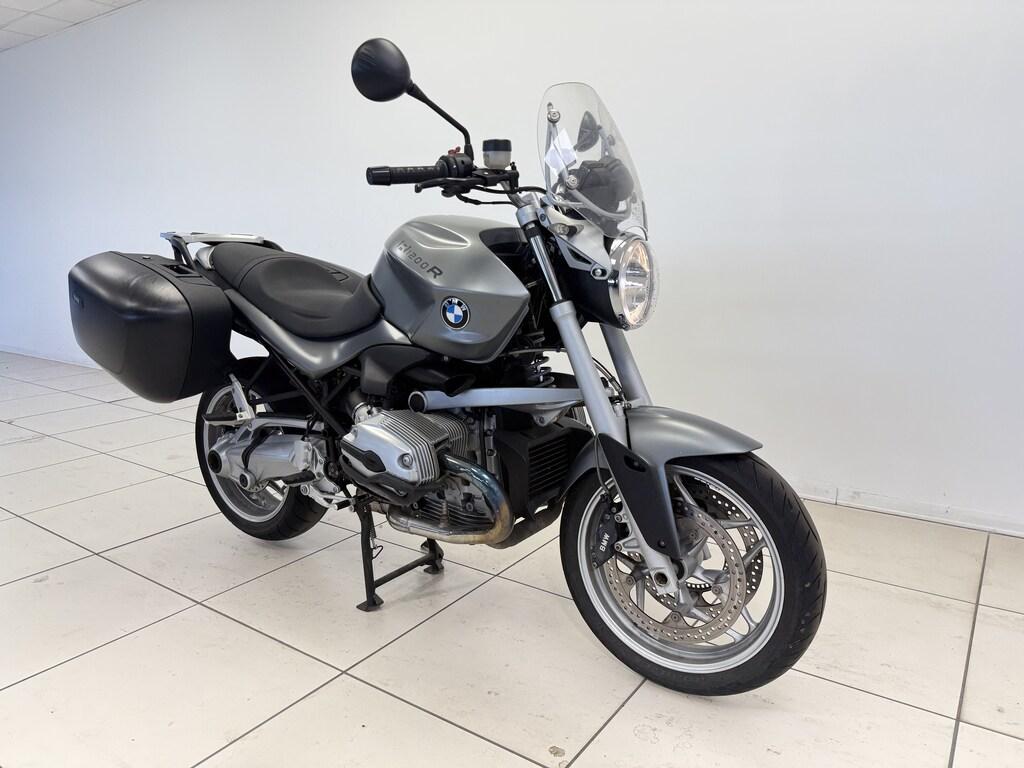 R 1200 R