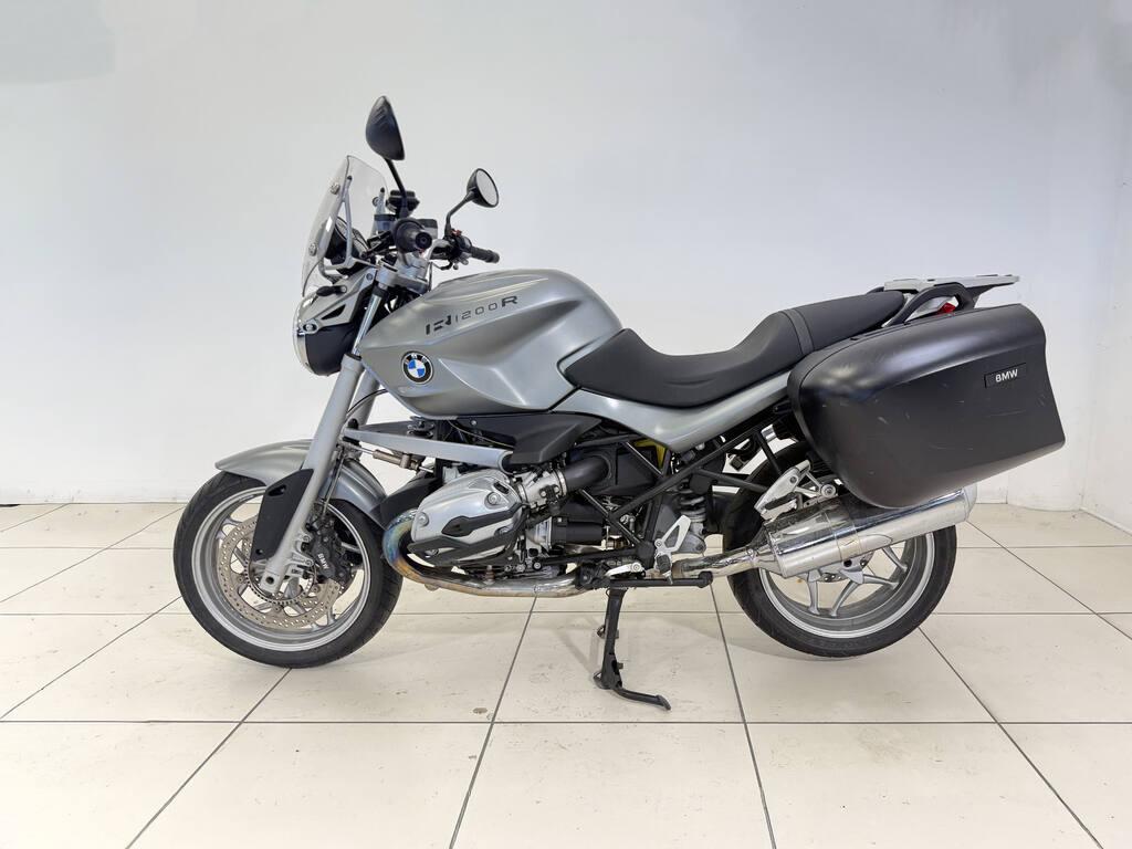 R 1200 R