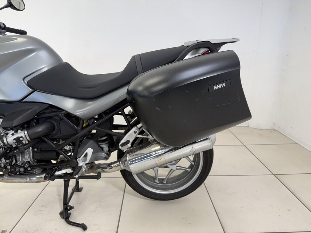 R 1200 R