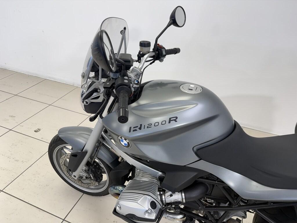 R 1200 R
