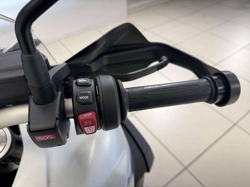 F 900 GS