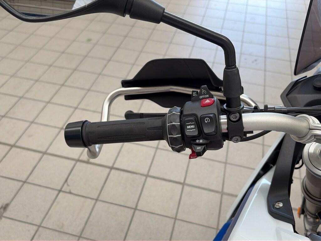 F 900 GS