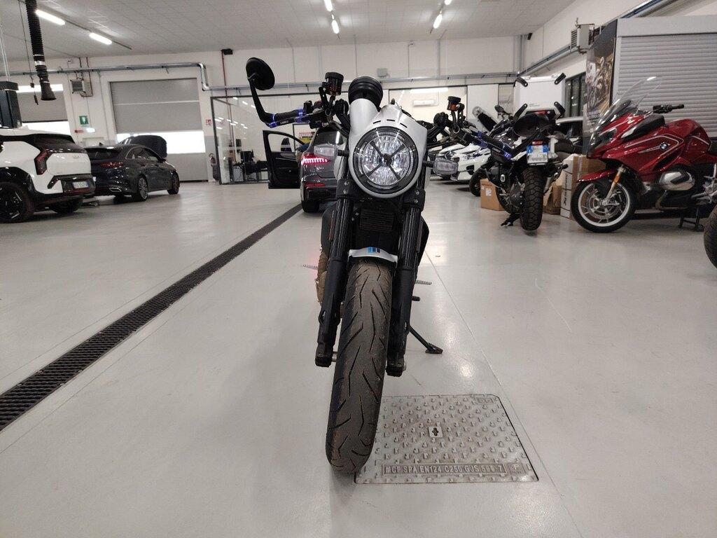 SCRAMBLER 800