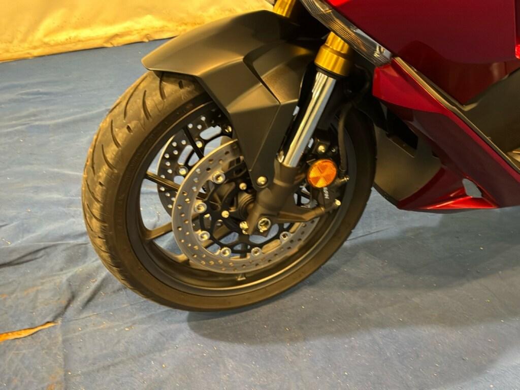 FORZA 750