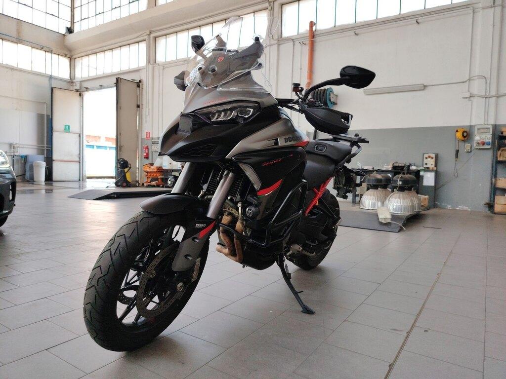MULTISTRADA V4