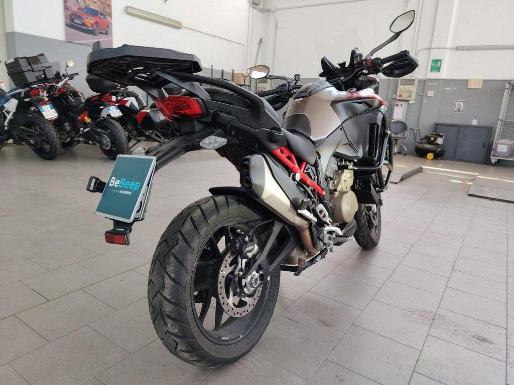 MULTISTRADA V4