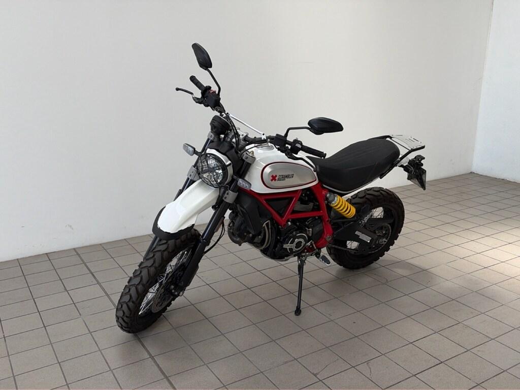 SCRAMBLER 800