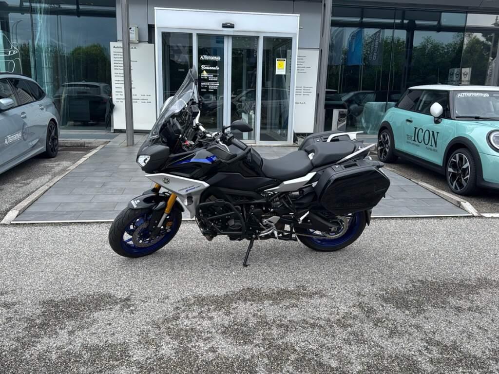 TRACER 900