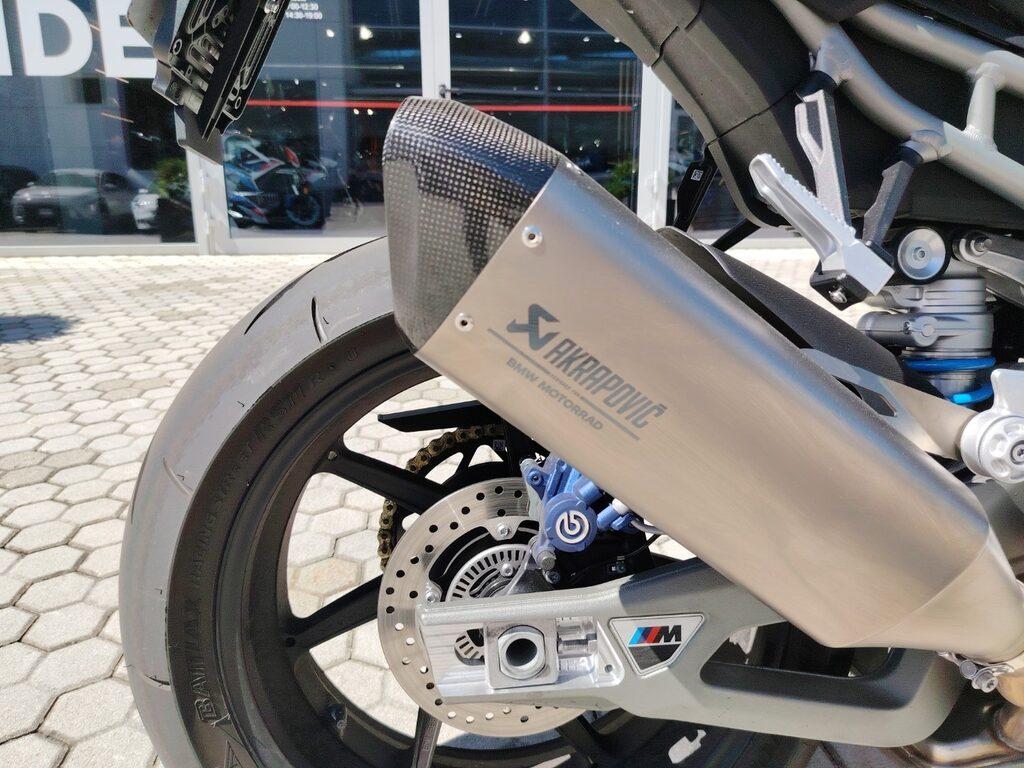 M 1000 R