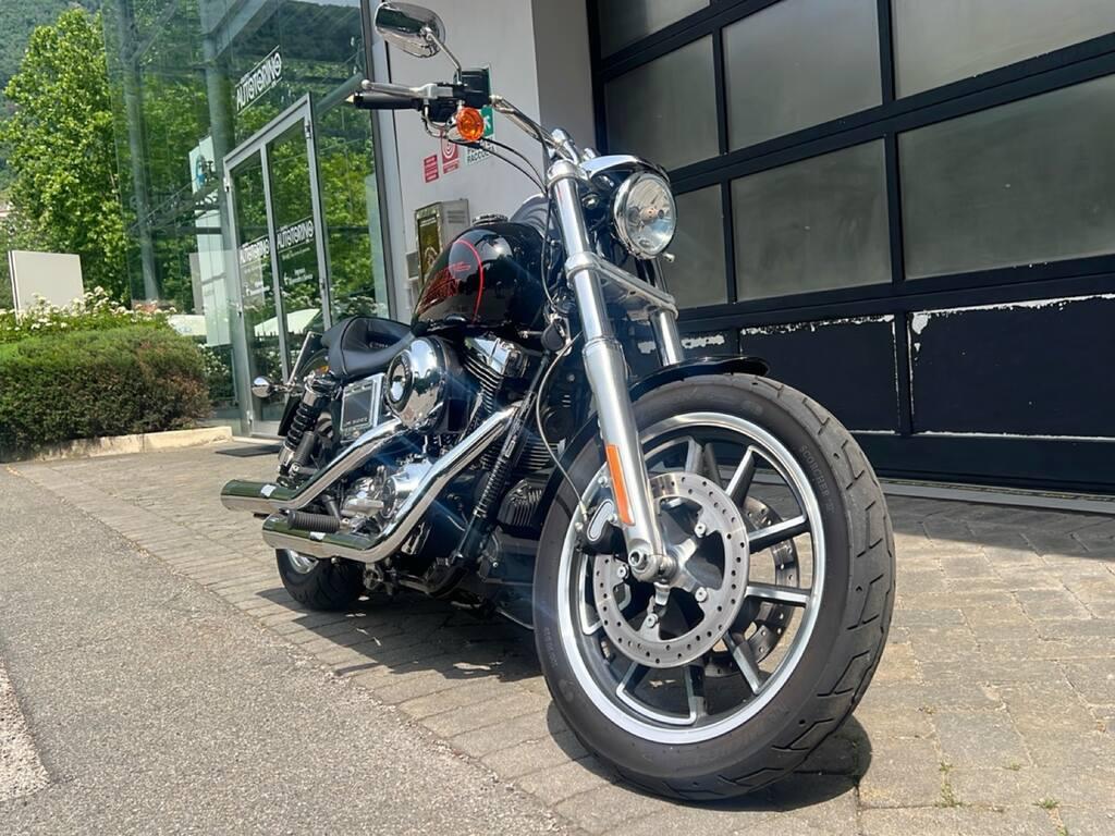 DYNA LOWRIDER 1690