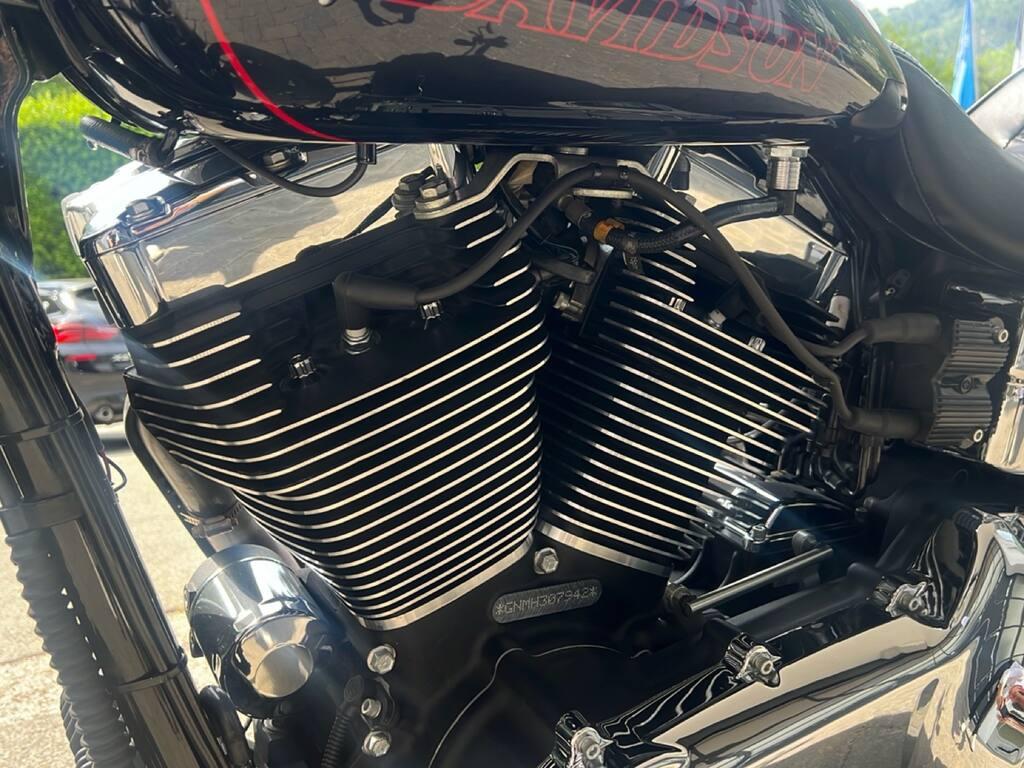 DYNA LOWRIDER 1690