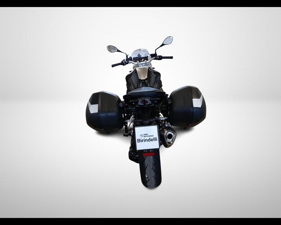 R 1200 R
