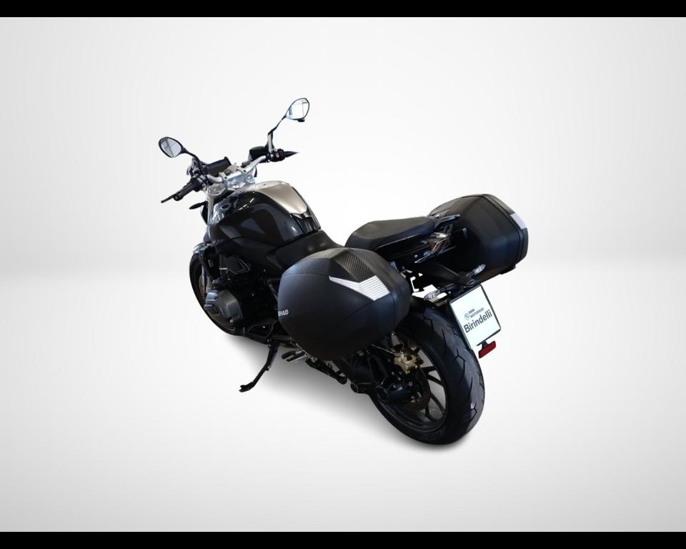 R 1200 R