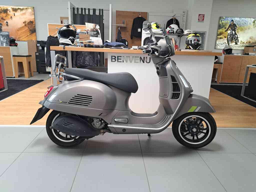 VESPA GTS 300