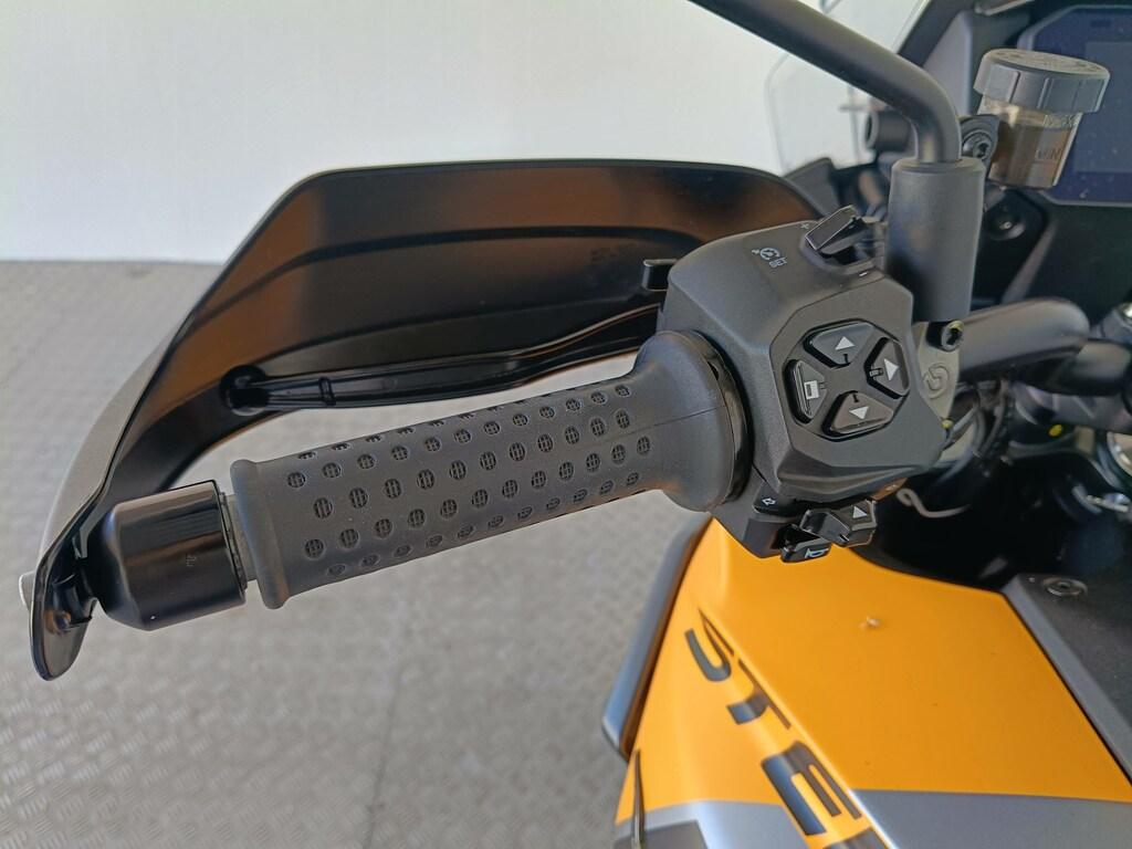 V85 TT