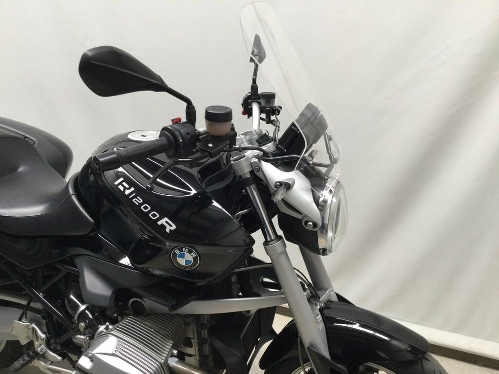 R 1200 R