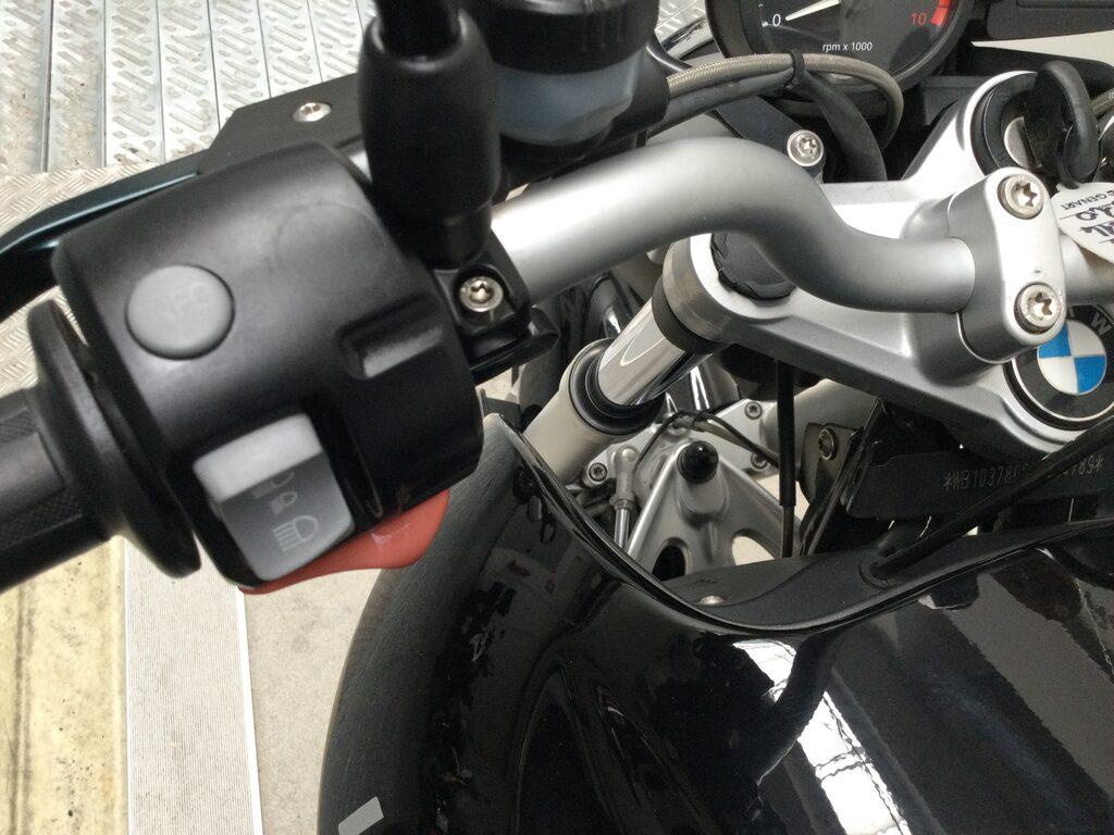 R 1200 R