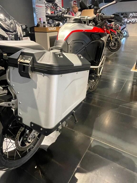 MULTISTRADA V4