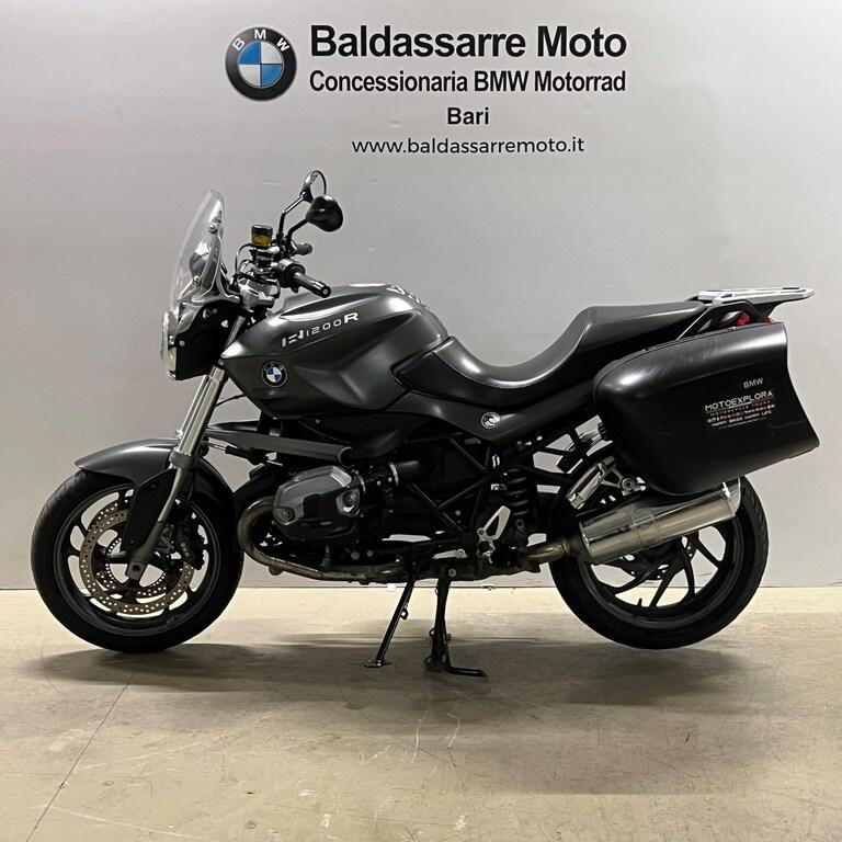 R 1200 R