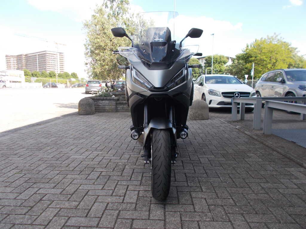 NT 1100