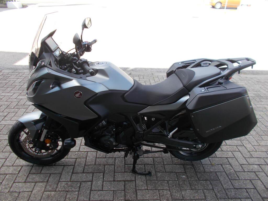 NT 1100
