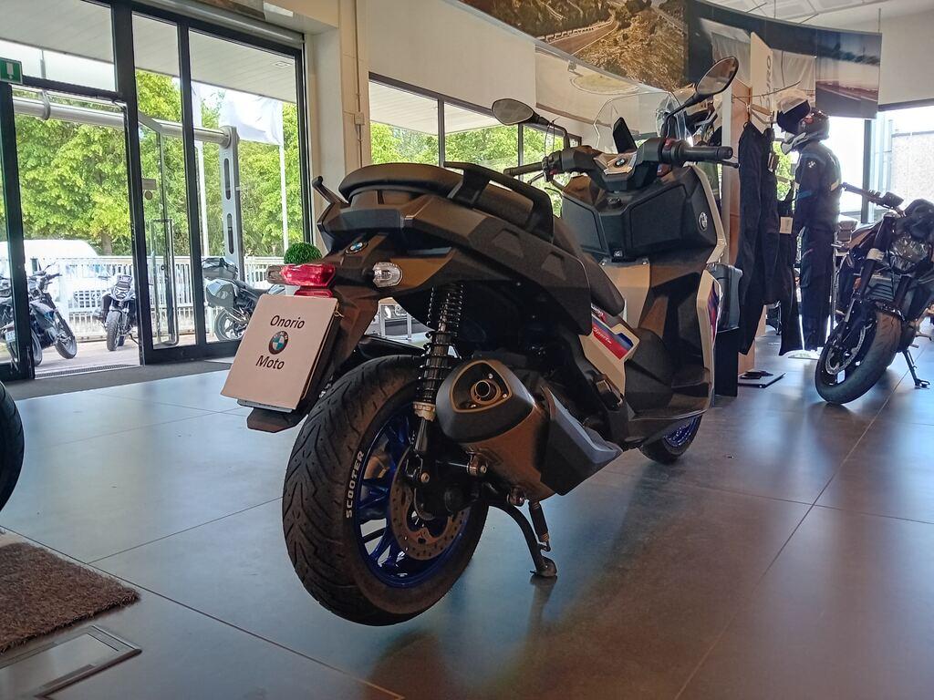 C 400 X