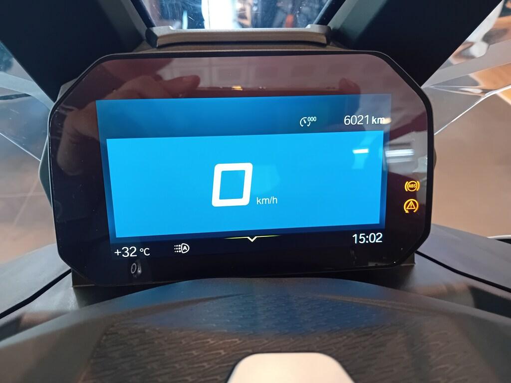 C 400 X