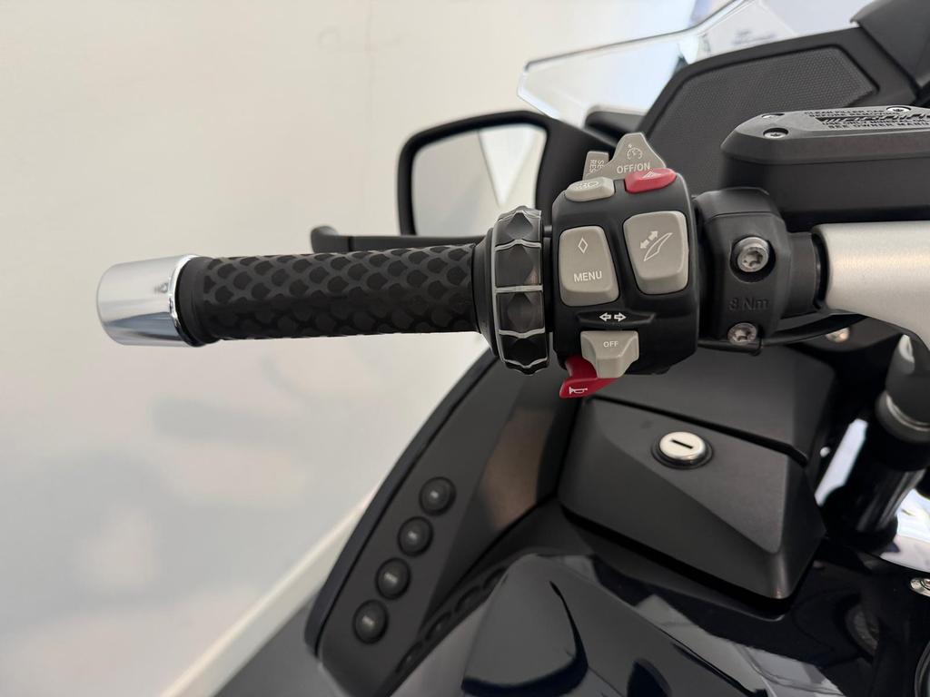 R 1200 RT