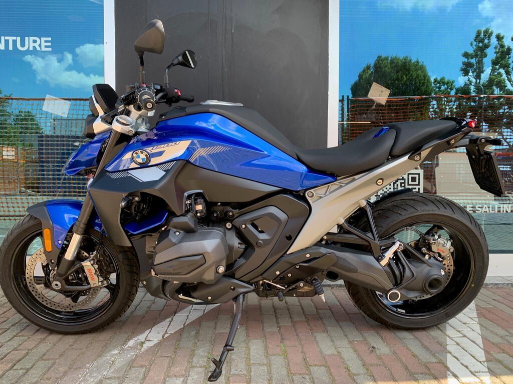 R 1300 R