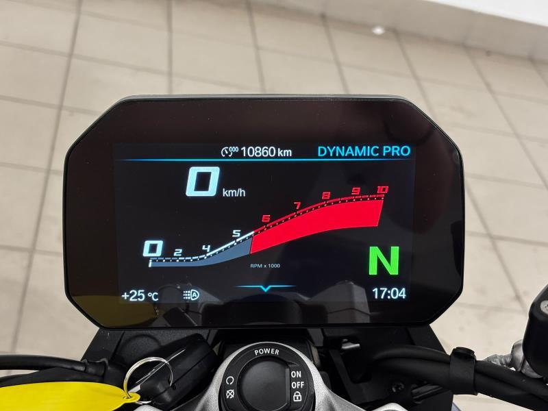 F 900 R
