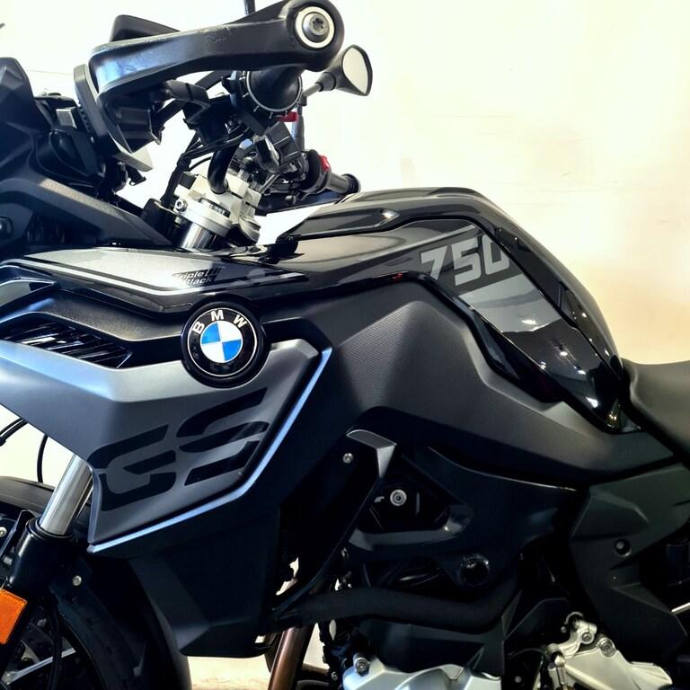 F 750 GS