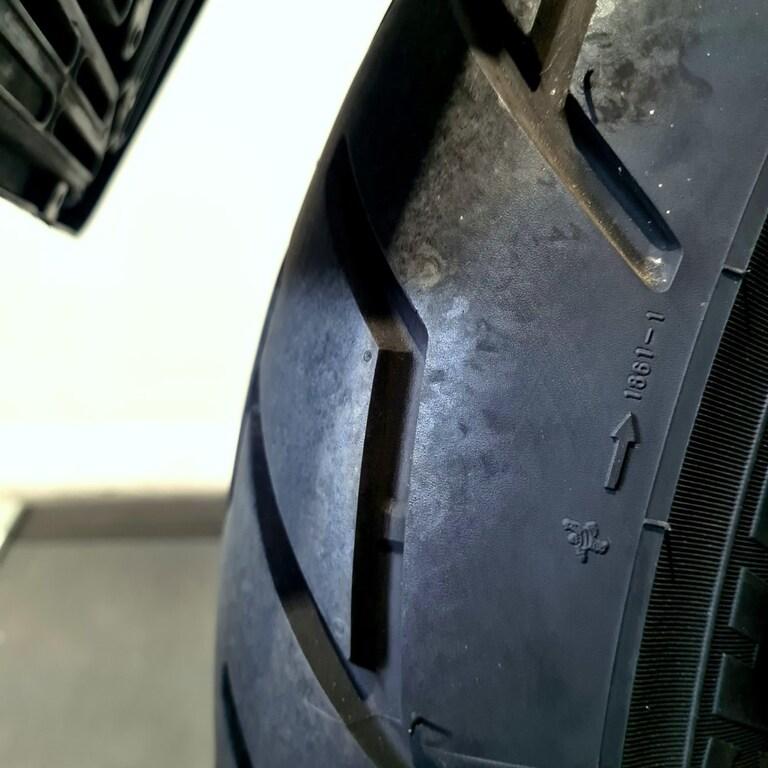 883 IRON