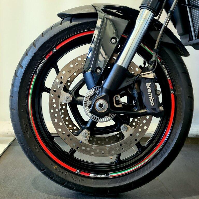 F 900 XR