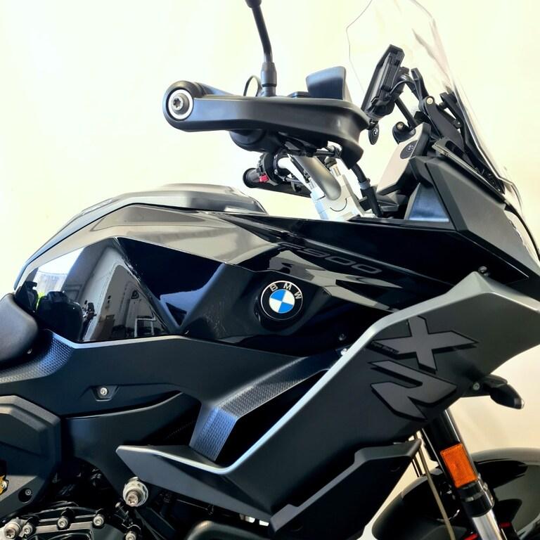 F 900 XR