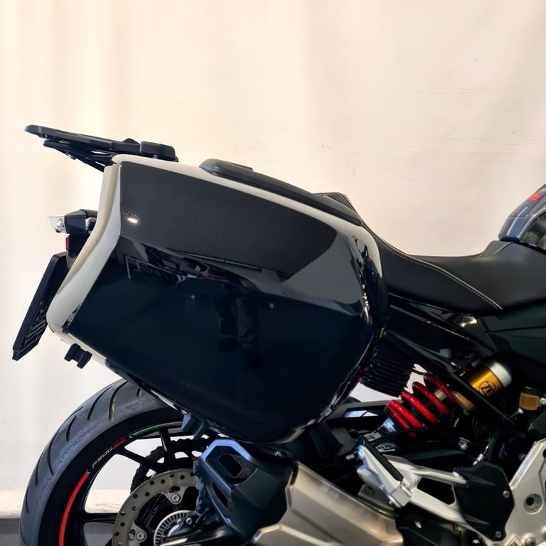 F 900 XR